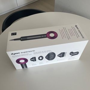NWT Dyson Supersonic Hair Dryer